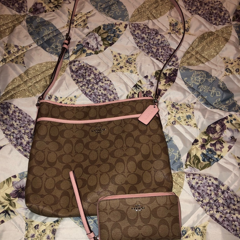 Coach purse with matching wallet
